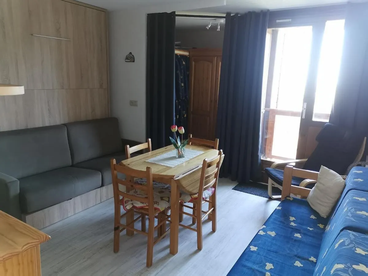 Appartement Edelweiss Chamrousse Vue Sur Recoin La Croix De Chamrousse Grenoble Apartment